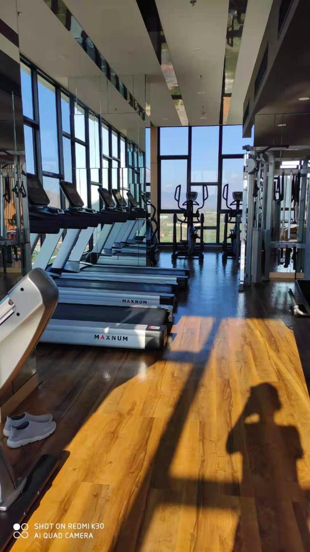 月收入10000元，在泰国能过什么样的生活？