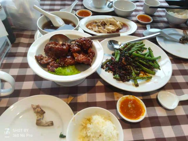 月收入10000元，在泰国能过什么样的生活？