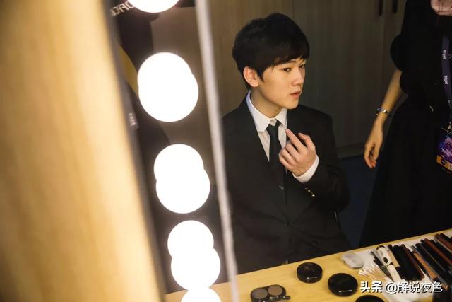 JKL加入带G的战队？要支付“巨额罚金”，RNG几率最大，Uzi要取代小虎中路？