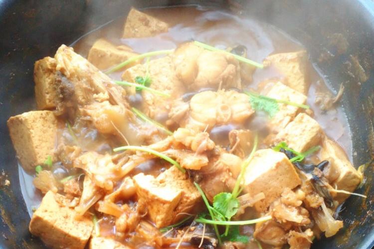 安康鱼炖豆腐