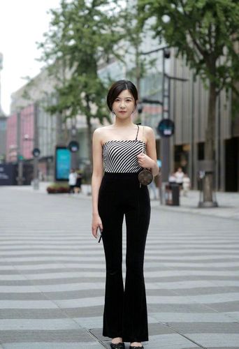 风情万种什么意思