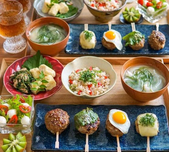 美食博主怎么赚钱