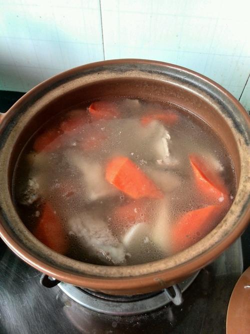 清炖排骨汤的做法
