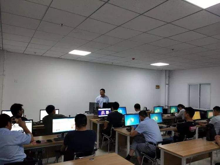 跨境电商培训班(跨境电商培训机构)