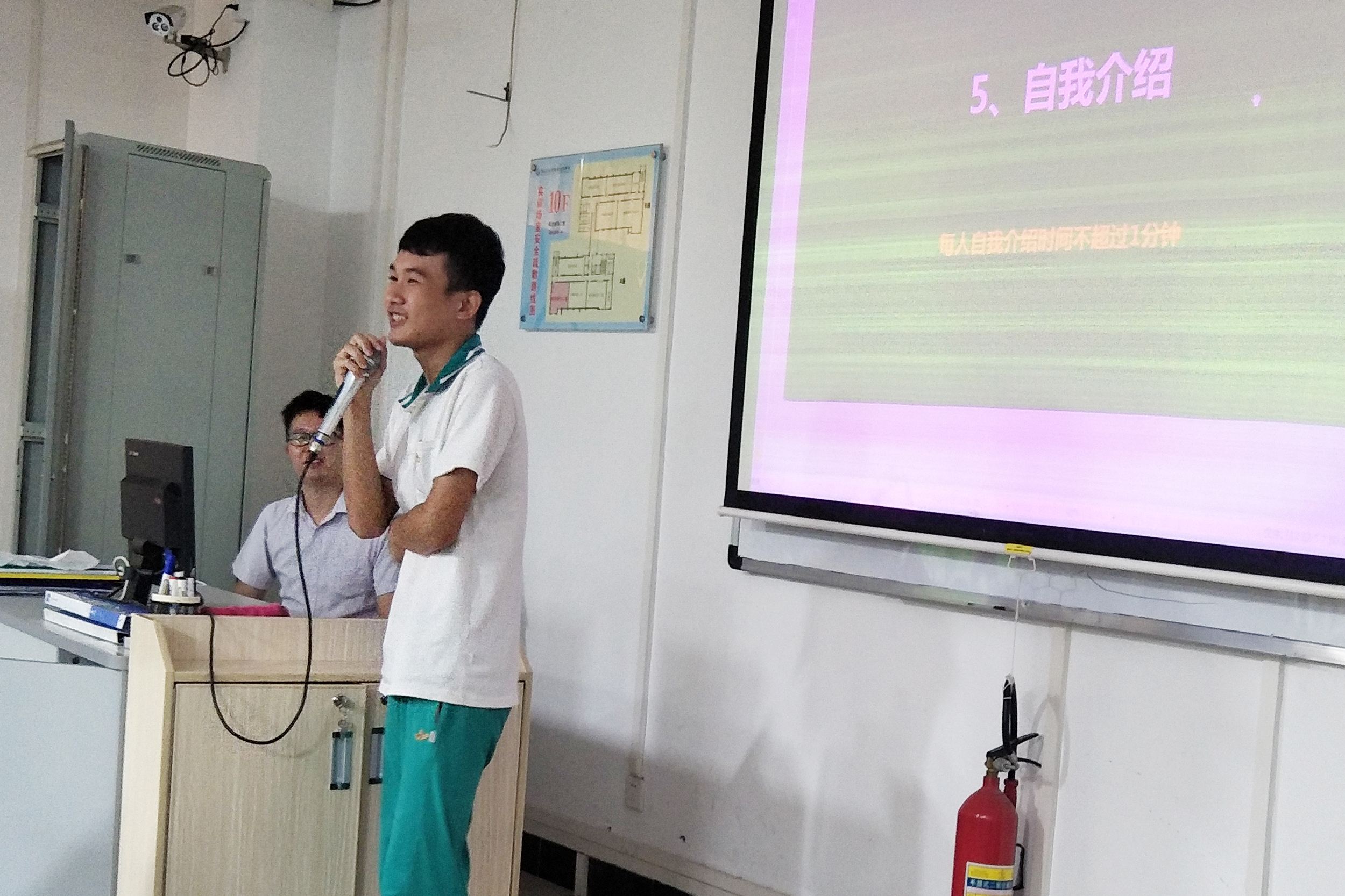 句号电商尉迟北(采轩电商旗舰生活馆)