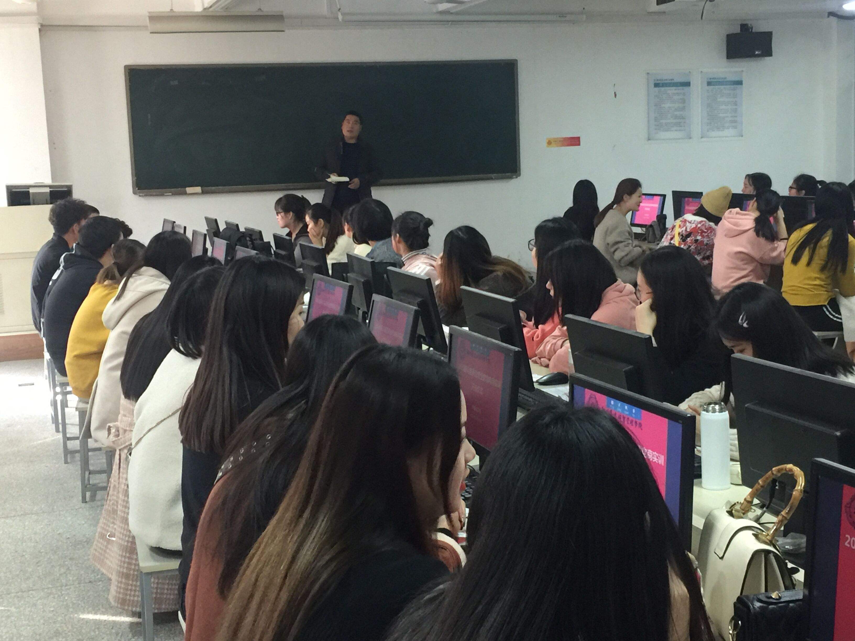 跨境电商实习(跨境电商实训周报)