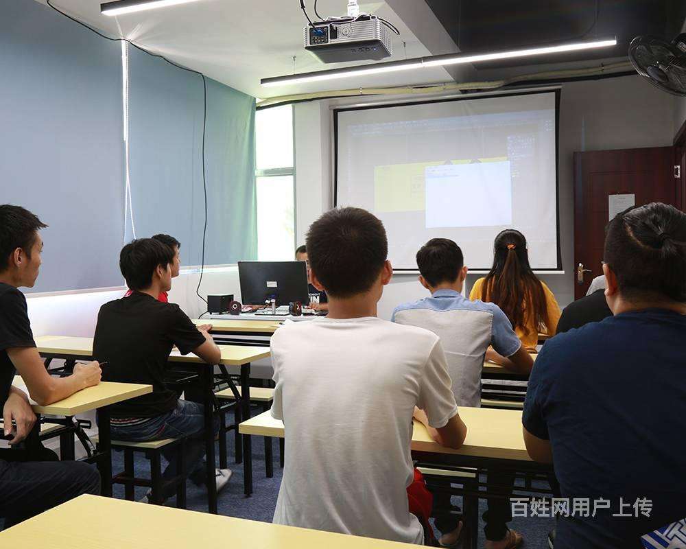 关于深圳哪里有正规的电商培训班的信息 关于深圳哪里有正规的电商培训班的信息